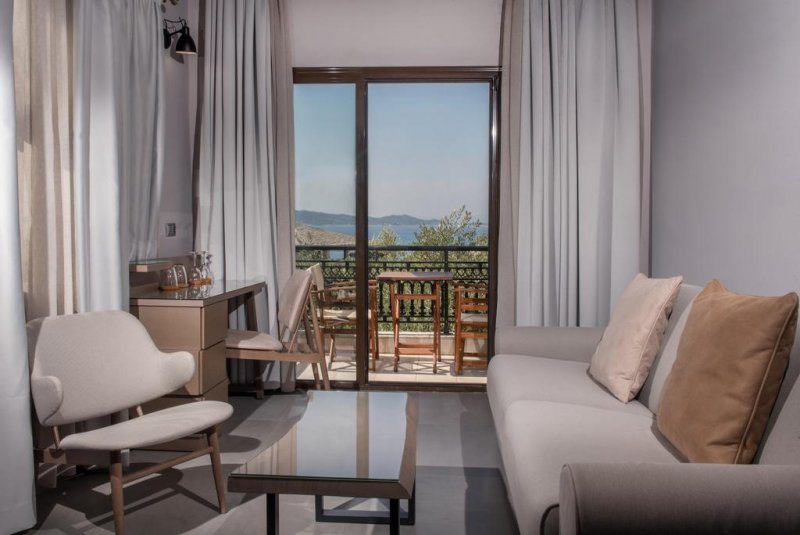 Pyrgos Hotel - Снимка 10