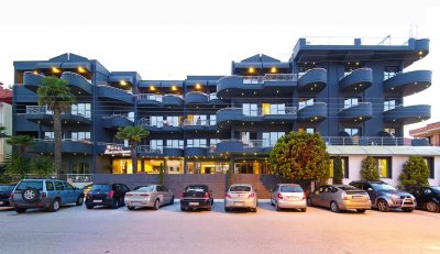 Mediterranean Resort - Снимка 8