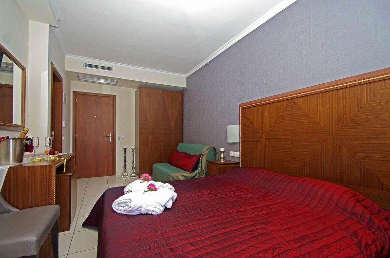 Mediterranean Resort - Снимка 11