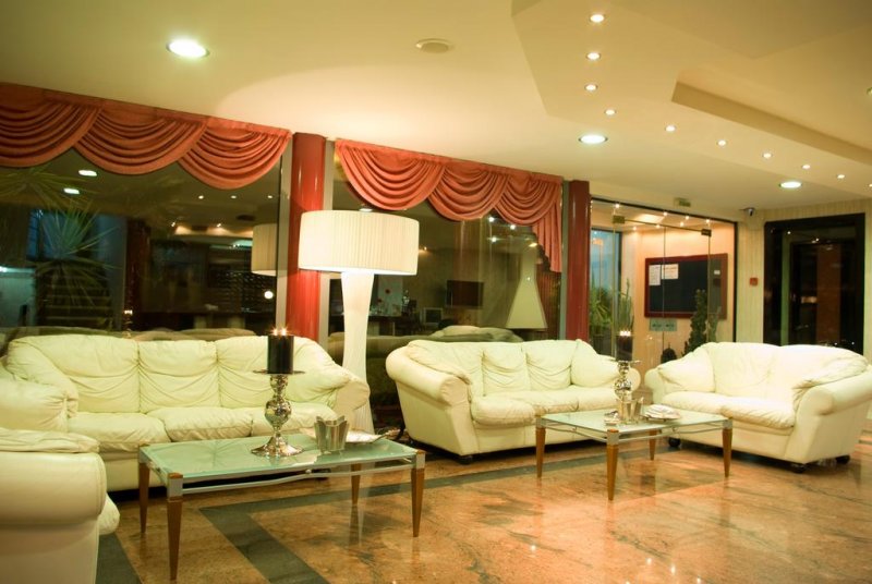 Mediterranean Resort - Снимка 3