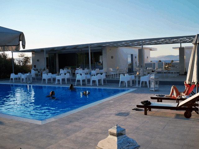 През Септември: 7 нощувки със закуски и вечери в хотел Altamar 3*, о.Евия, Гърция! - Снимка 13
