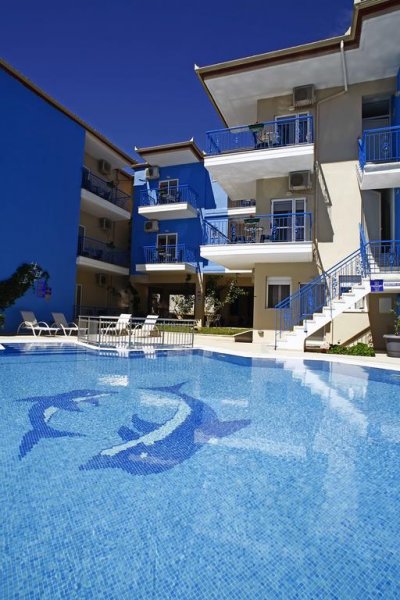 Stratos Hotel