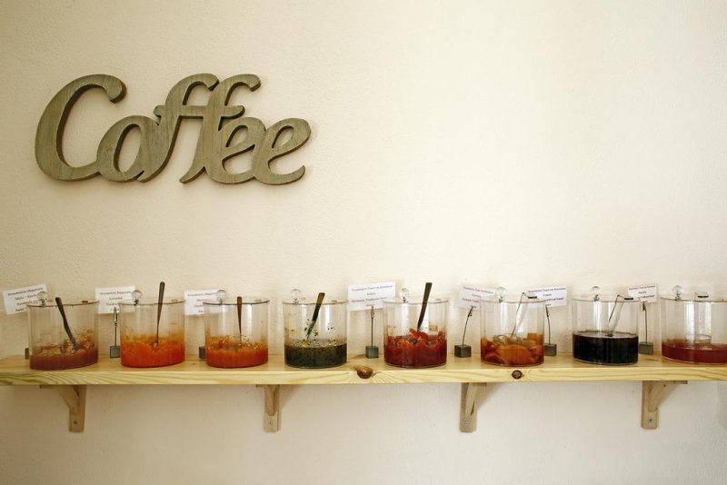 Stratos Hotel - Снимка 3