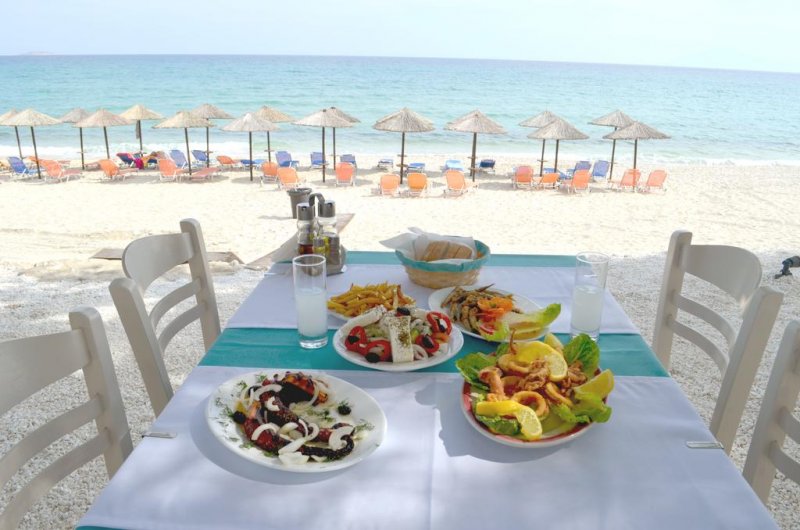 Grand Beach Hotel - Снимка 5