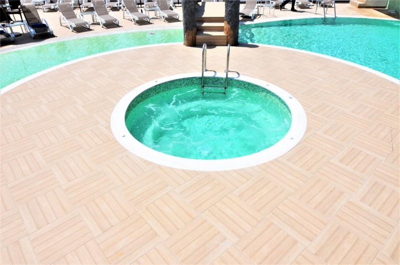 Grand Beach Hotel - Снимка 5