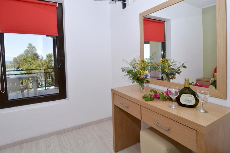 Esperia Hotel - Снимка 9