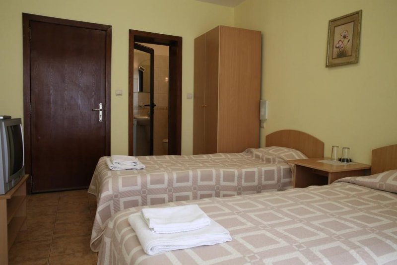 Хотел Папи - Снимка 1