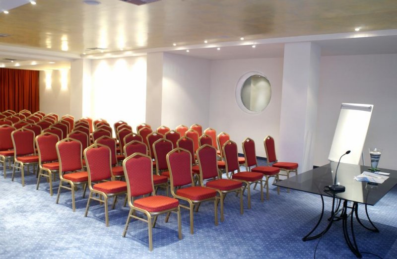 Dion Palace Beauty & Spa Hotel - Снимка 1