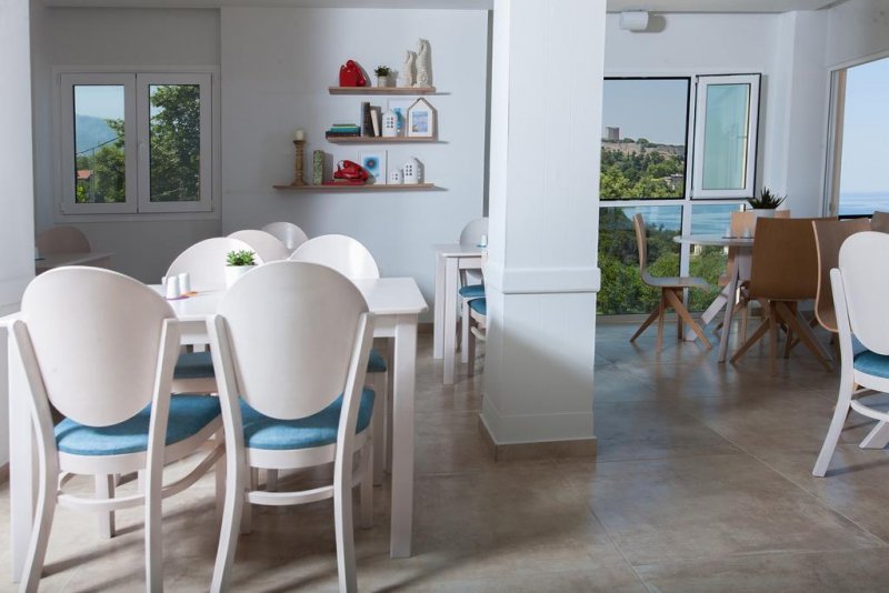 12 Olympian Gods - Снимка 10