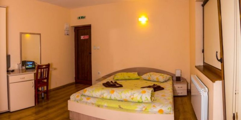 СПА хотел Илиева къща - Снимка 8