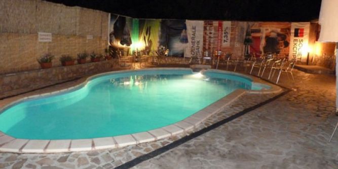 Релакс почивка и басейн с ТОПЛА минерална вода в Семеен хотел Илиевата къща, Сапарева баня - Снимка 22