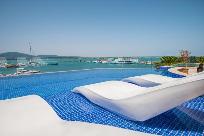 Хотел Блу Бей - Снимка 0