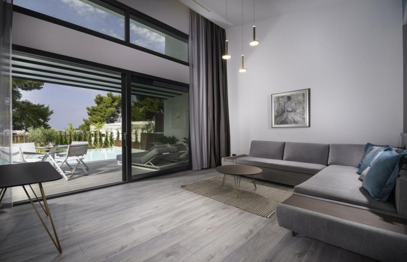 Lagomandra Beach Hotel - Снимка 7