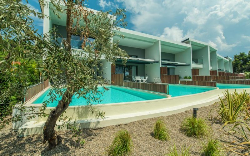 Lagomandra Beach Hotel - Снимка 5