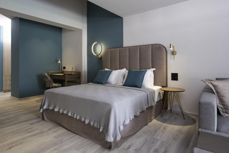 Lagomandra Beach Hotel - Снимка 4