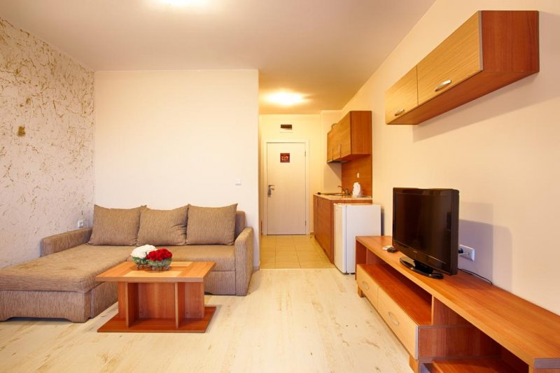 Апартхотел Сън Гейт - Снимка 9