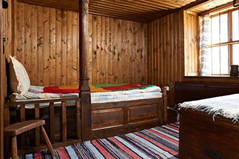 Къщата с лозницата - Снимка 10