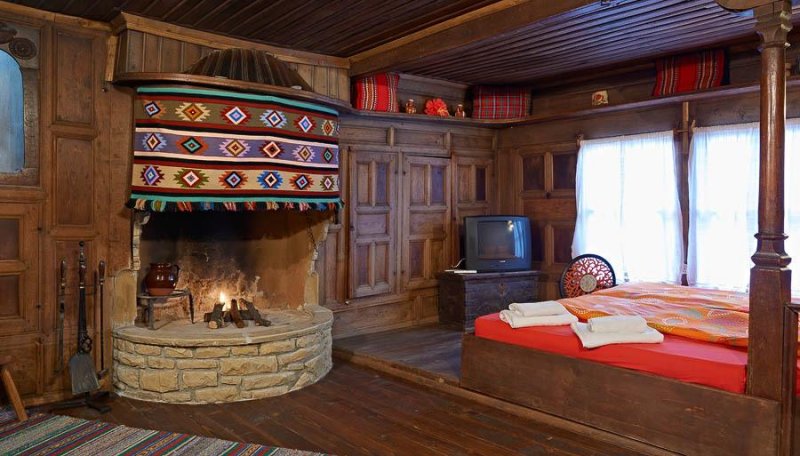 Къщата с лозницата - Снимка 9