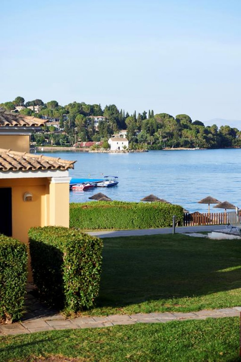 Corcyra Gardens - Снимка 3