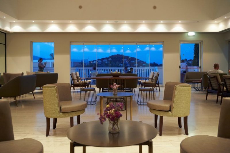 Corcyra Gardens - Снимка 9