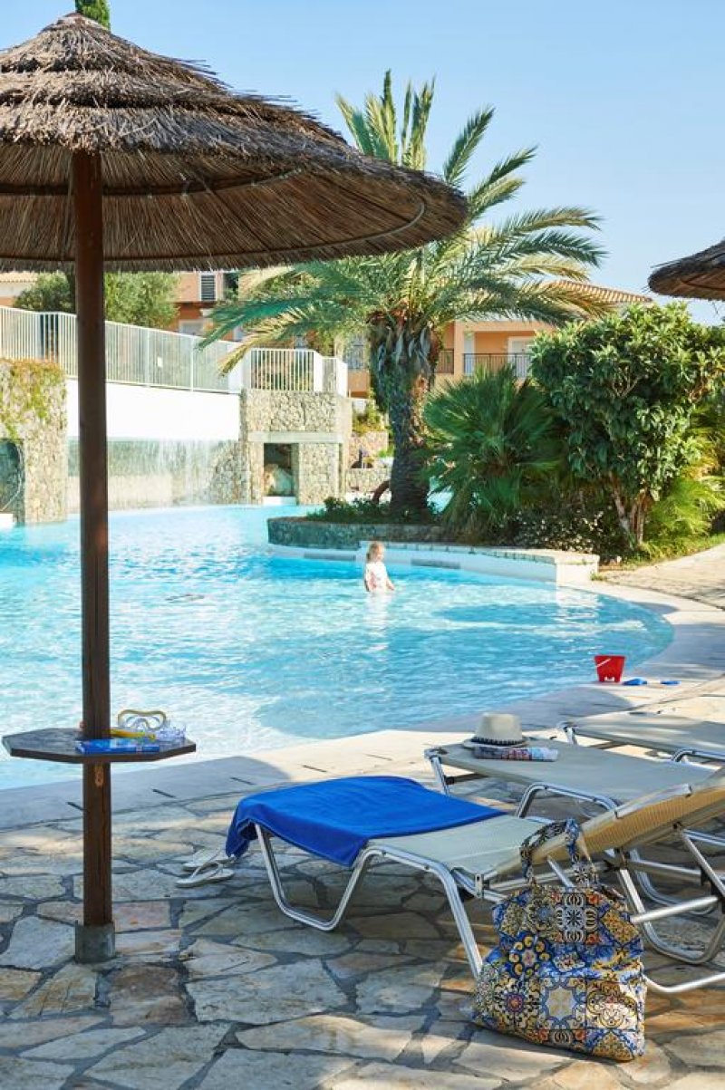 Corcyra Gardens - Снимка 3