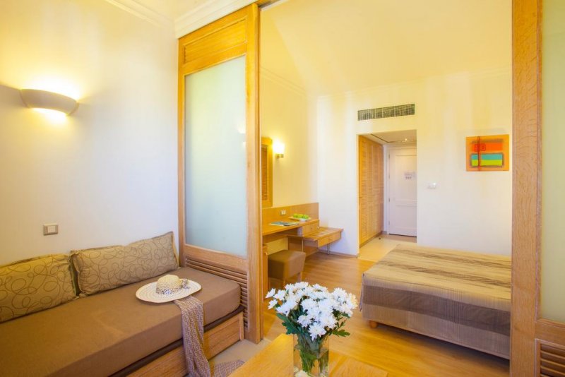 Corcyra Gardens - Снимка 8