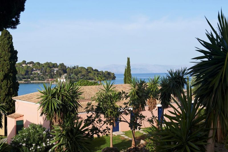 Corcyra Gardens - Снимка 4