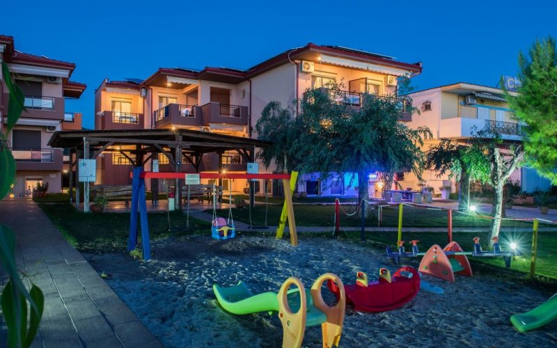 Castro Deluxe - Снимка 1