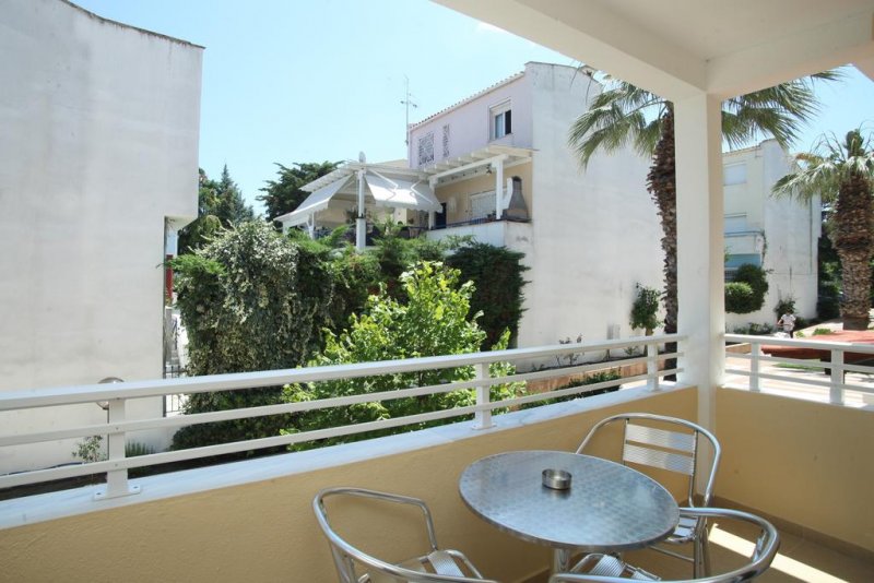 Naias Hotel - Снимка 10