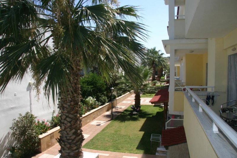 Naias Hotel - Снимка 4