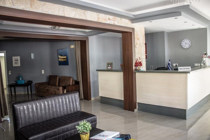 Hotel Ilios - Снимка 1