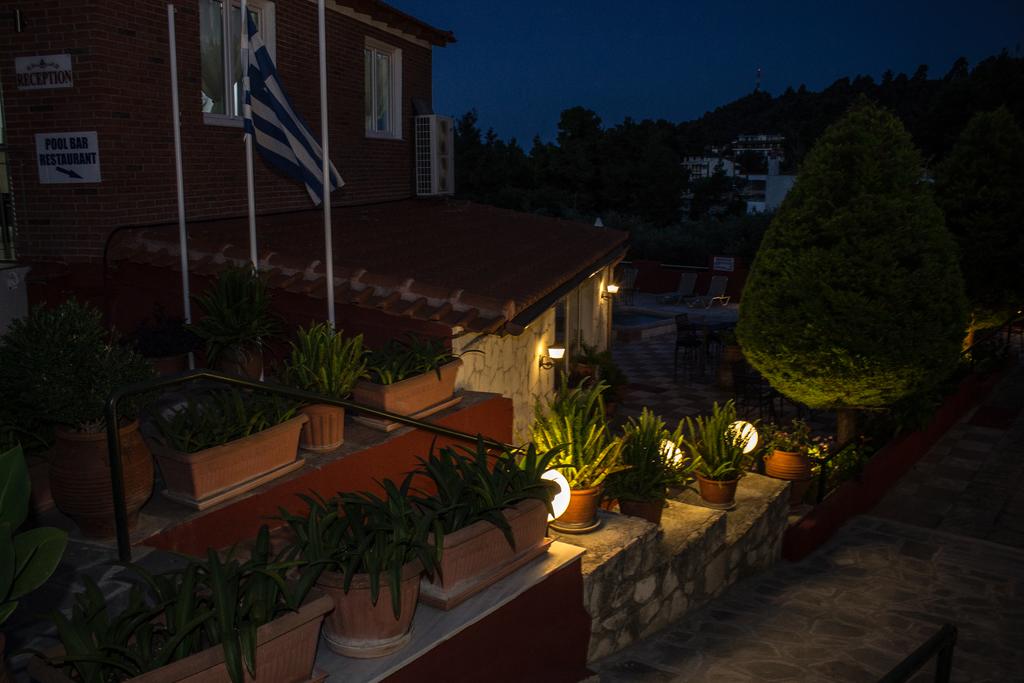 5 нощувки със закуски и вечери в Ilios Hotel 3*, Халкидики, Гърция през Юни! - Снимка 20