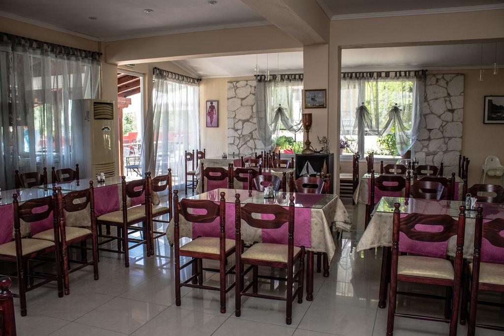 5 нощувки със закуски и вечери в Ilios Hotel 3*, Халкидики, Гърция през Юни! - Снимка 26