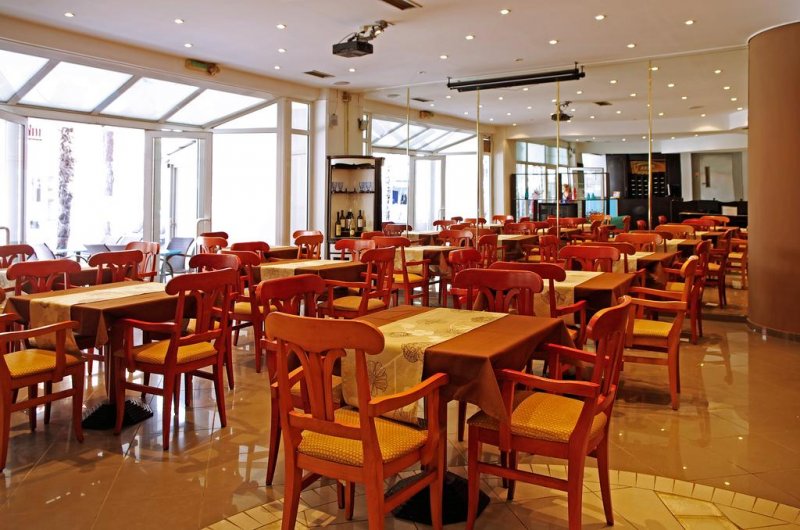 Olympus Hotel - Снимка 2