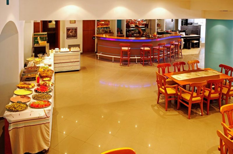 Olympus Hotel - Снимка 8