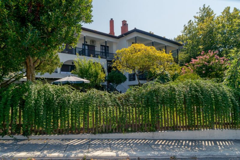 Hotel Liotopi - Снимка 11