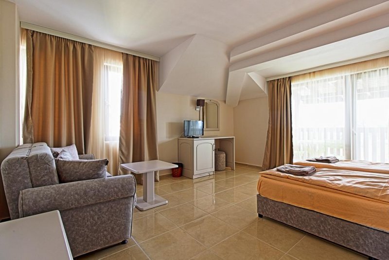 Бялата къща - Снимка 10