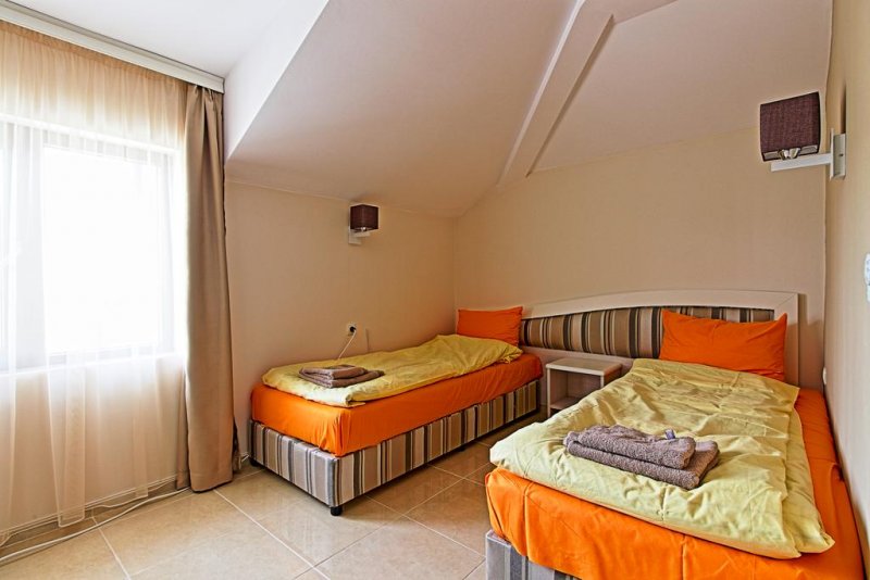 Бялата къща - Снимка 8