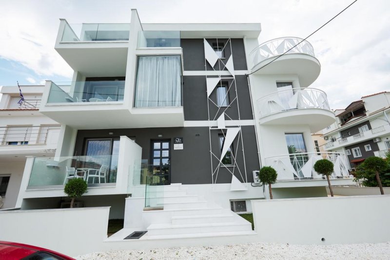 La Boheme Boutique Hotel - Снимка 11