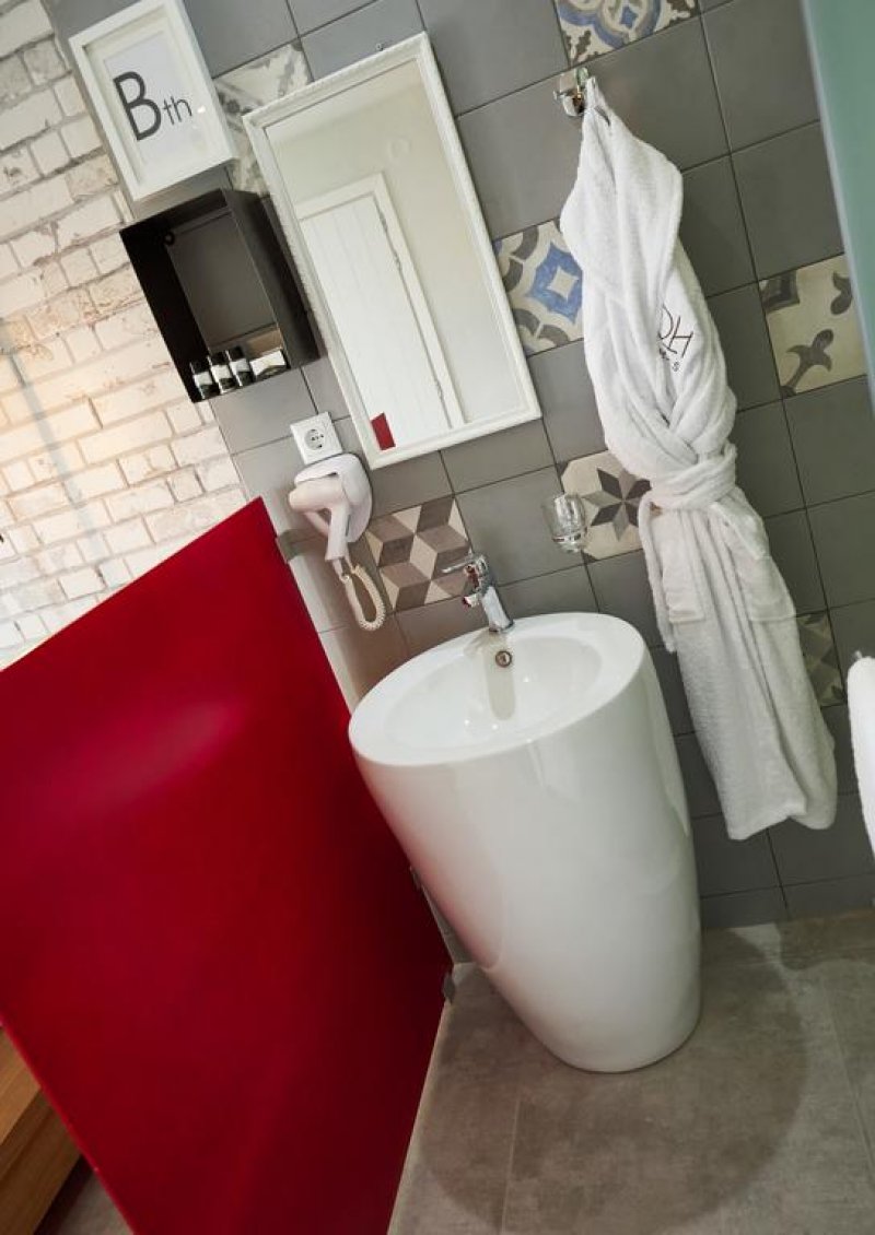 La Boheme Boutique Hotel - Снимка 8