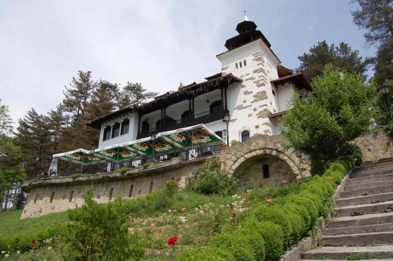 Kомплекс Бръшлян - Снимка 0