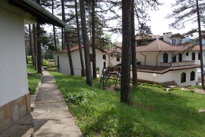 Kомплекс Бръшлян - Снимка 8