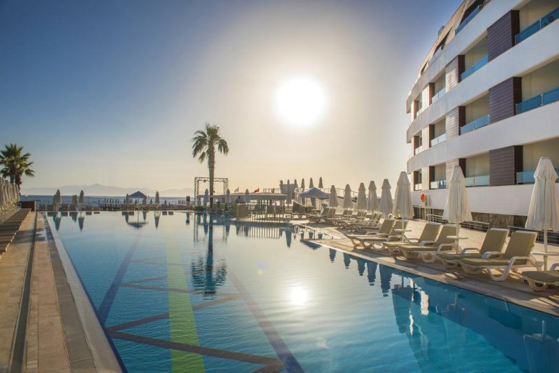 Grand Park Bodrum Hotel - Снимка 1