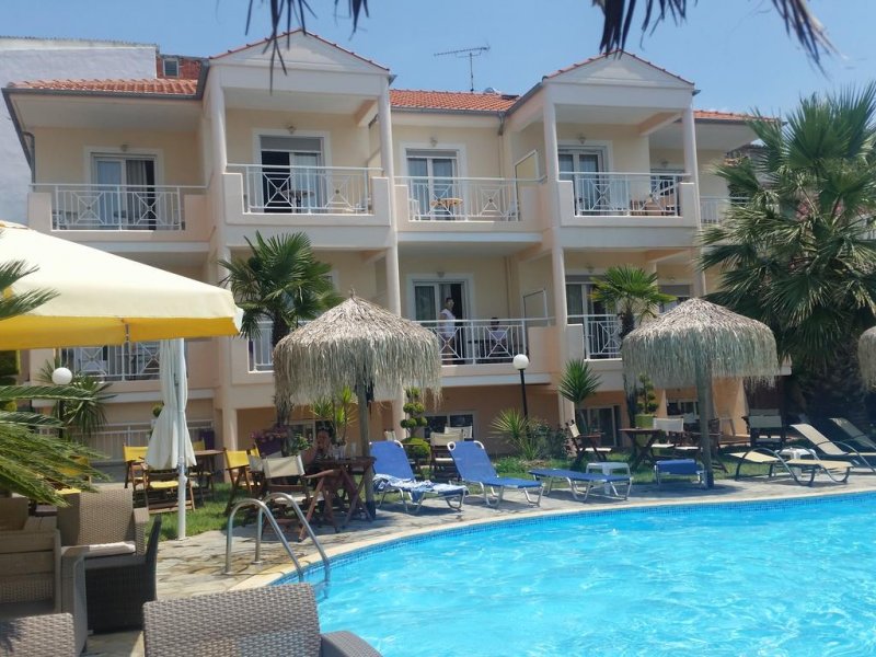 Hotel Potos - Снимка 3