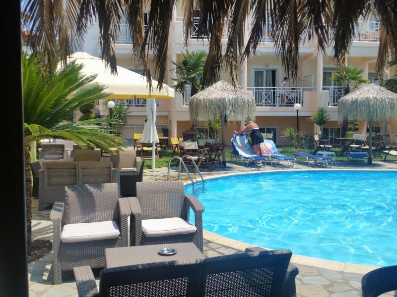 Hotel Potos - Снимка 5