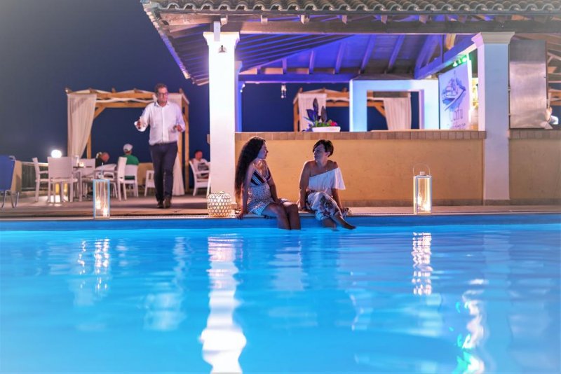 Corfu Residence - Снимка 8