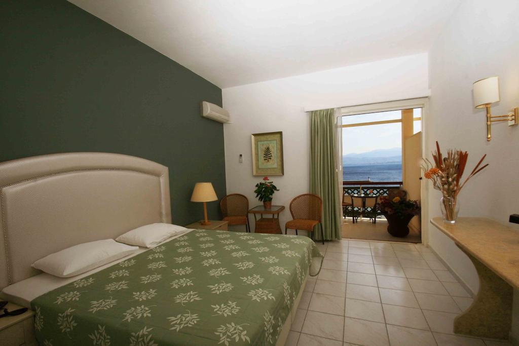 През Юли: 7 нощувки, Ultra All Inclusive в хотел Bomo Palmariva Beach 4*, о.Евия, Гърция! - Снимка 23