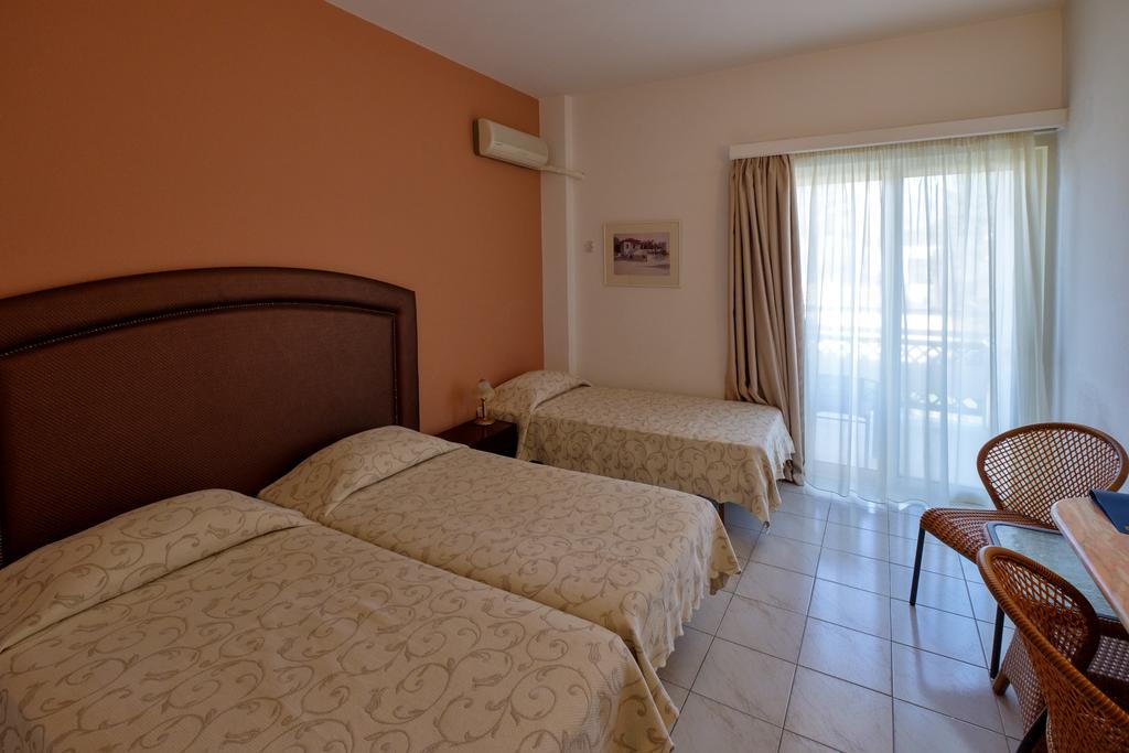 През Юли: 7 нощувки, Ultra All Inclusive в хотел Bomo Palmariva Beach 4*, о.Евия, Гърция! - Снимка 7