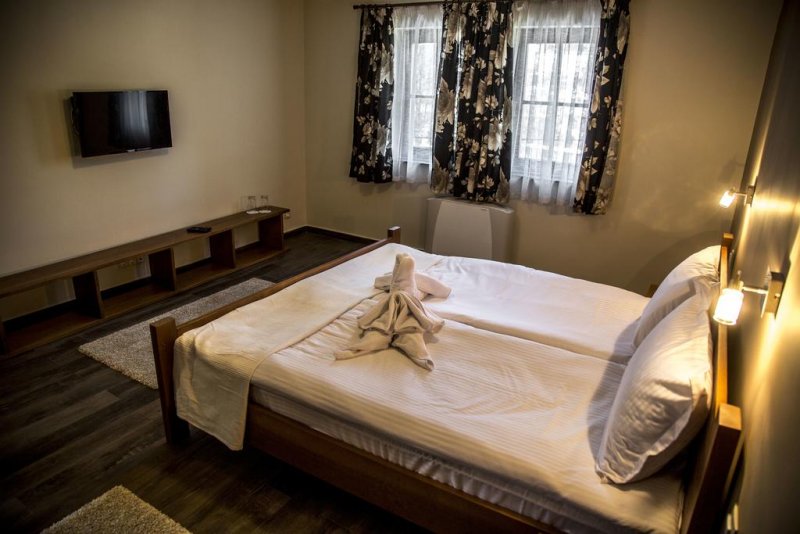 Къща за гости Червената къща - Снимка 11