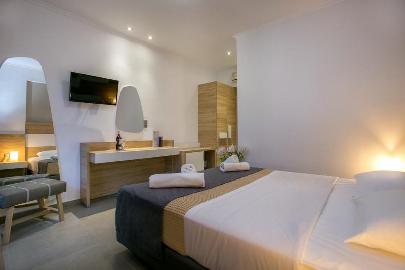Astris Sun Hotel - Снимка 2